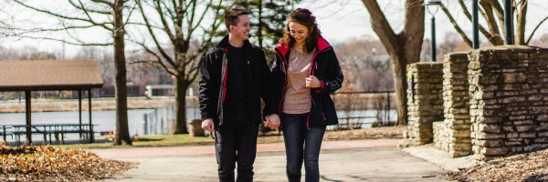 Body Language Couples Standing Side By Side Real Meaning