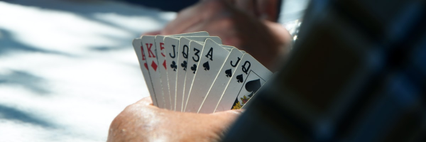 Body language Poker Hand